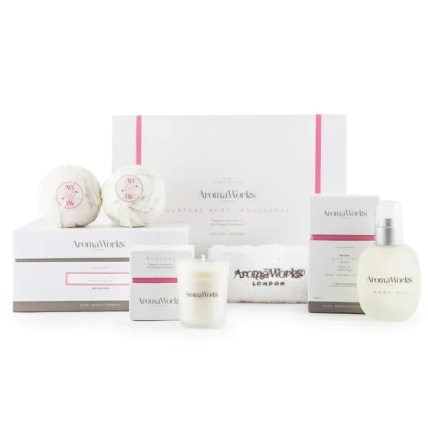 Aromaworks Nurture  Set Body Indulgence Nurture B.Oil 100Ml+Duo Bomb 500G+Candle 75G+White Flannel (Womens)