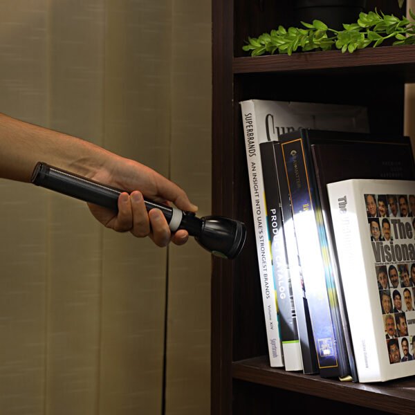 Olsenmark  Rechargeable LED Flashlight | 289 MM - OMFL2503