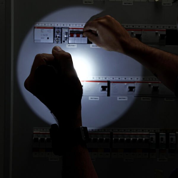 Olsenmark  Rechargeable LED Flashlight | 289 MM - OMFL2503