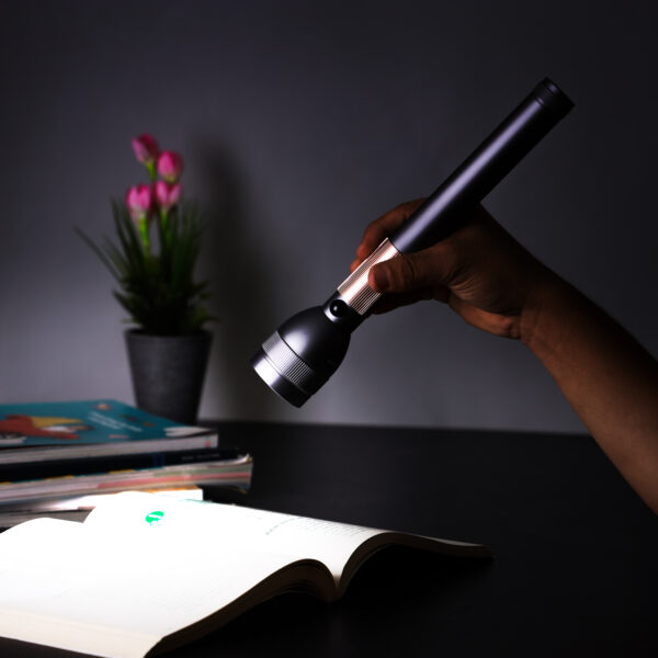 Olsenmark Rechargeable LED Flashlight 3 in 1, H-OMFL2801