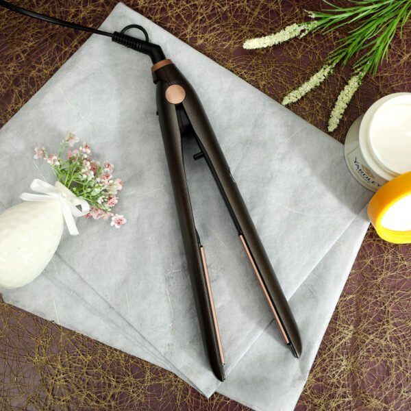 Olsenmark Ceramic Hair Straightener- OMH4031