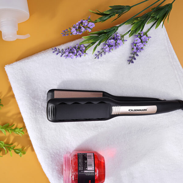 Olsenmark Hair Straightener - Ceramic Coating Plates - OMH4071