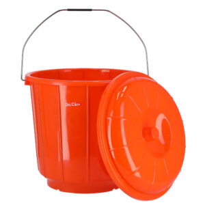 DC1641 18Ltr Plastic Bucket with Lid - Strong Handle- Red- 18 Liter