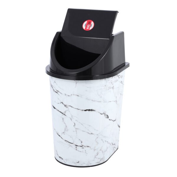 Plastic Dust Bin