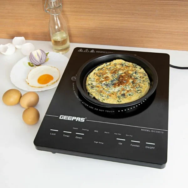 Geepas  Digital Infrared Cooker  2000W-GIC33013