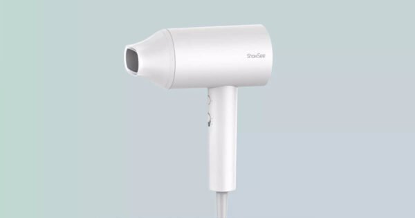 Xiaoshi Hair Dryer A1 EUW Hair Dryer With 1800W Motor White Xiaoshi Hair Dryer A1 EUW Hair Dryer With 1800W Motor White